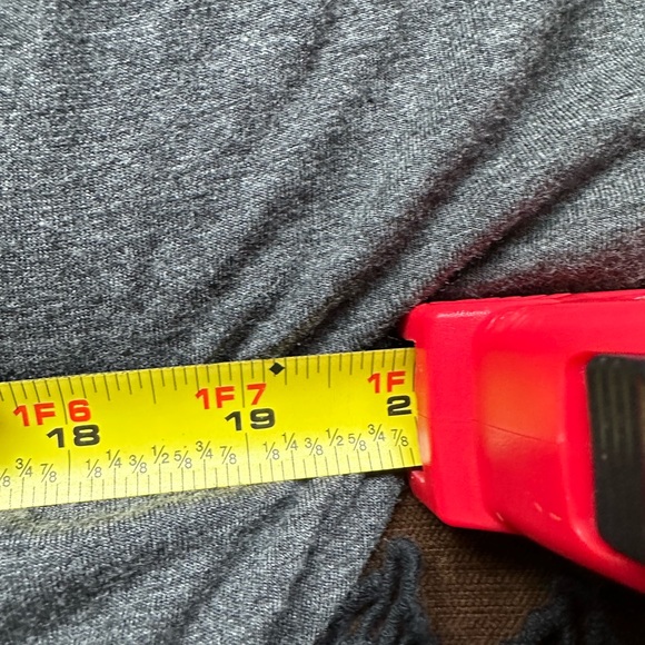 Kimi & Kai Gray Soft Stretch Fabric W Lace Neckline Bottom Maternity SZ S No Tag - Picture 14 of 14